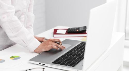 Marea mutare contabilă: Cine câștigă din trecerea la IFRS. Analiză completă pentru companiile din România