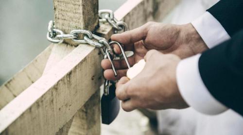 Noile reguli fiscale 2026: firmele fără autorizație riscă să fie scoase din piață