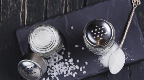 Sare grunjoasă vs sare fină. Cum să alegi sarea potrivită pentru fiecare preparat