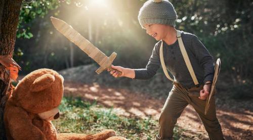 „Un copil care nu știe să se joace, nu va ști să învețe!” Un profesor vorbește despre criza invizibilă care începe înainte de școală