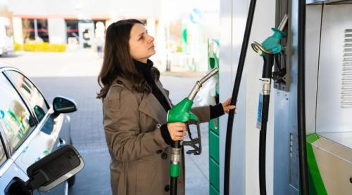 Benzina și motorina, mai ieftine cu până la 40 de bani în câteva zile