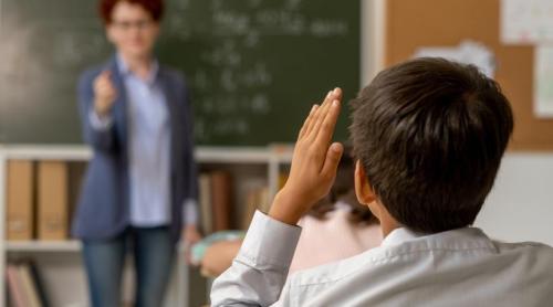 Cuvintele profesorului pot salva un elev! Radu Leca spune cum schimbă feedbackul traseul școlar și reduce abandonul