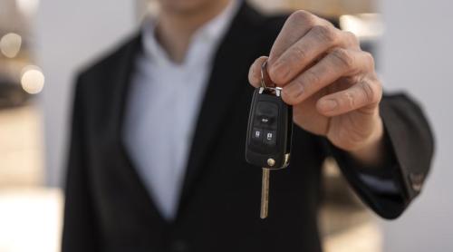 Maşinile de serviciu, în vizorul ANAF. Ce verifică inspectorii şi unde greșesc firmele