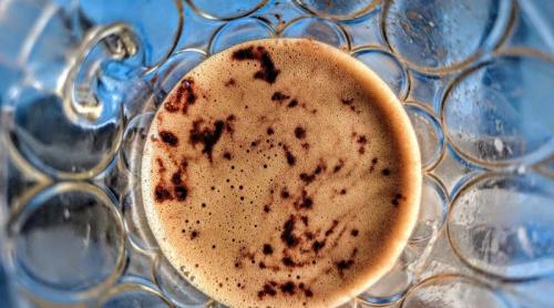 Ce au descoperit cercetătorii despre cafea și supraviețuirea în cancerul colorectal
