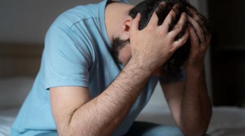 De ce bărbații nu recunosc că au anxietate. Psihologul Radu Leca dezvăluie problema din spatele imaginii de "bărbat puternic"