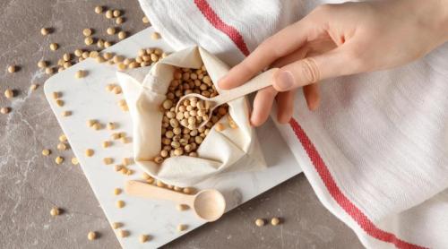 De ce este indicat să consumi soia după menopauză