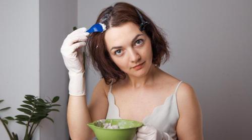 La cât timp e sigur să îți vopsești părul? Ce spun dermatologii despre intervalul de 3 săptămâni
