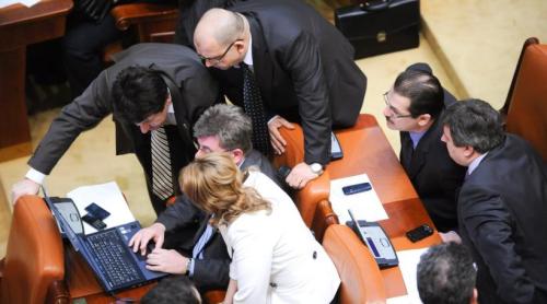 Legea care lovește contractele calculate în euro intră pe ordinea de zi la Camera Deputaților