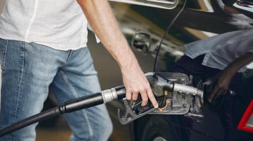 Nouă scumpire a carburanților. Cât costă azi un plin