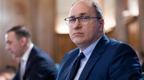 Mihai Dimian promite profesorilor, după consultările de la Ministerul Muncii: „Niciun salariu nu scade”