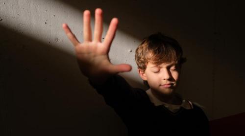 „Vor crește aici!” O țară propune reducerea vârstei răspunderii penale la 13 ani: Dezbatere intensă și aprinsă în Europa