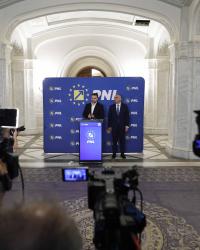 nicusor dan atac la ciucu in deschiderea campaniei pentru bucuresti