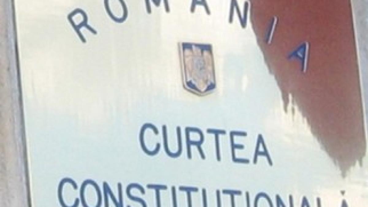 curtea-constitutionala-front-e1285156103429