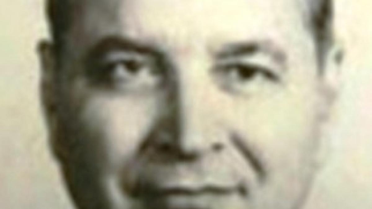 117px-Gheorghe_Apostol-e1282489719785