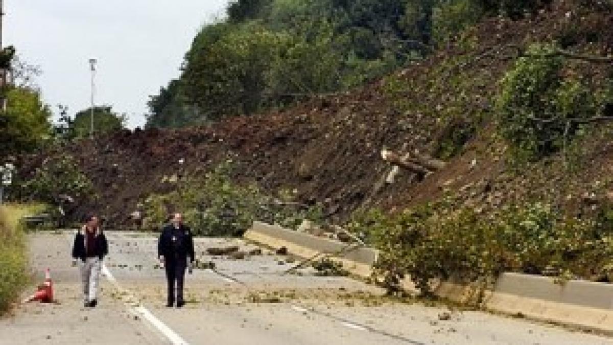 20060921ds_landslide_450