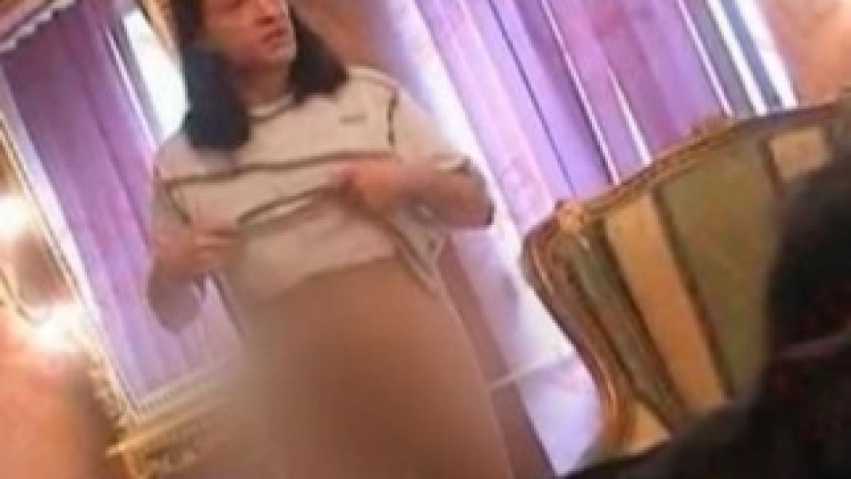 claudiu-bleont-dezbracat