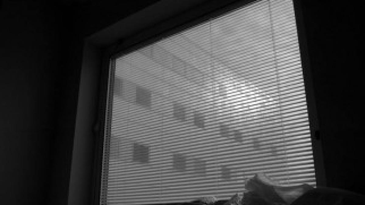 cn0520_hospital_window