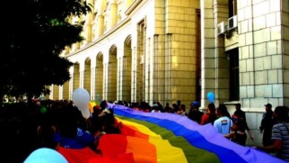 800px-GayFest_Bucharest_2006