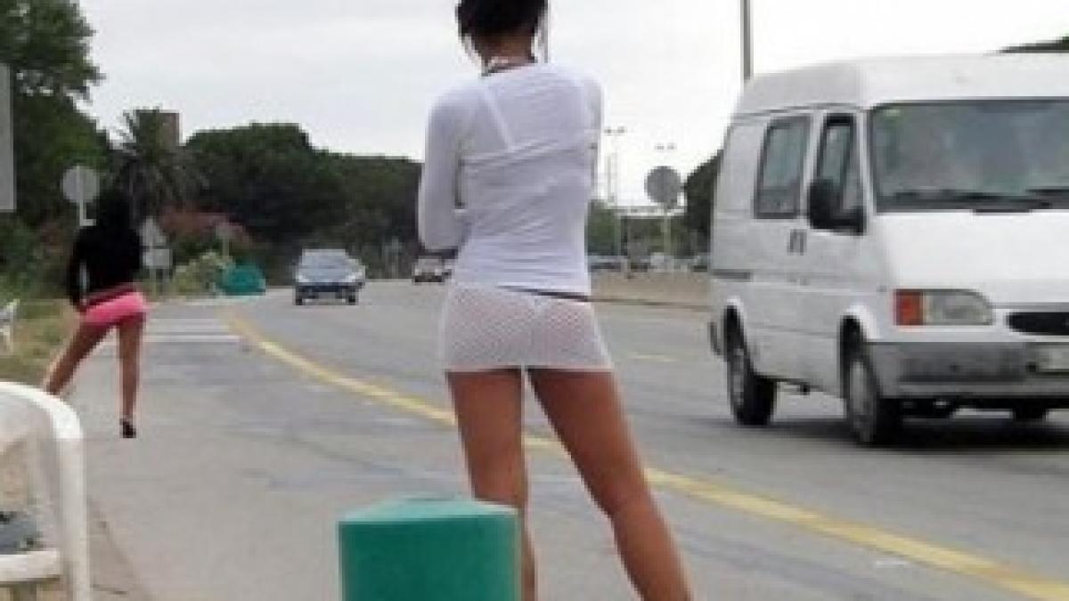 prostituate_3_40013800