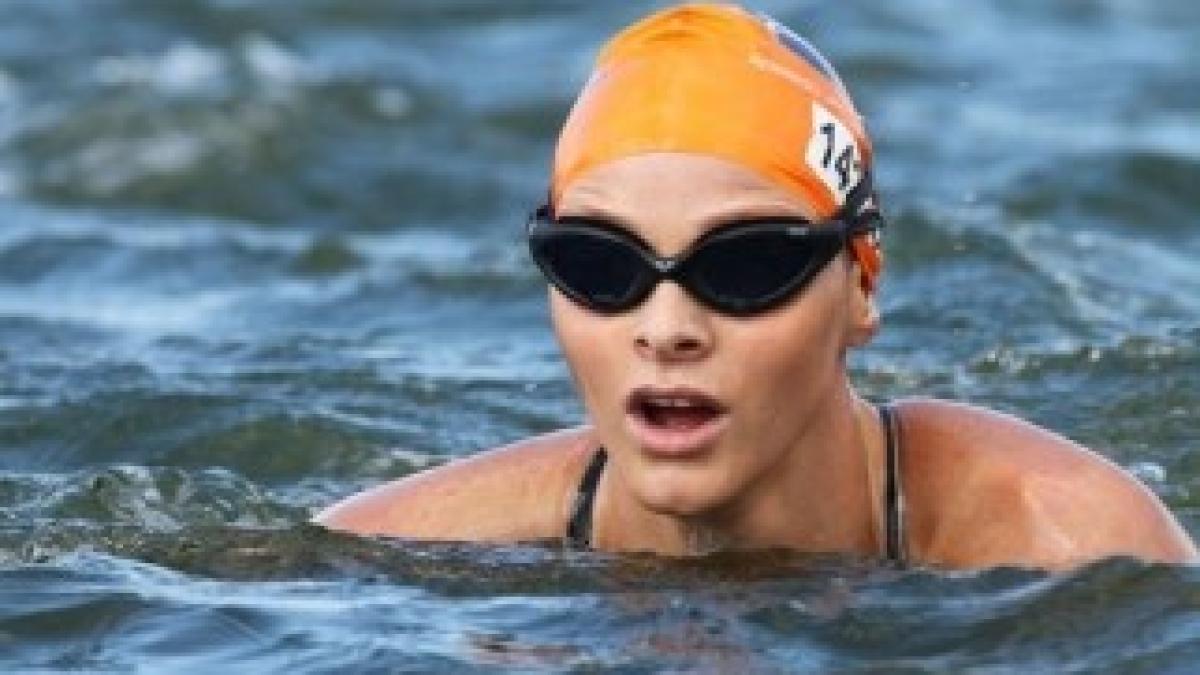 Charlene-Wittstock-swimming