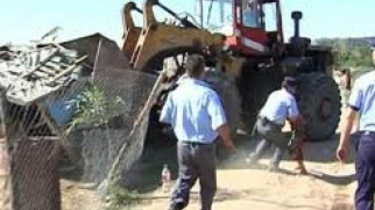 buldozerele-au-dat-navala-in-Colentina