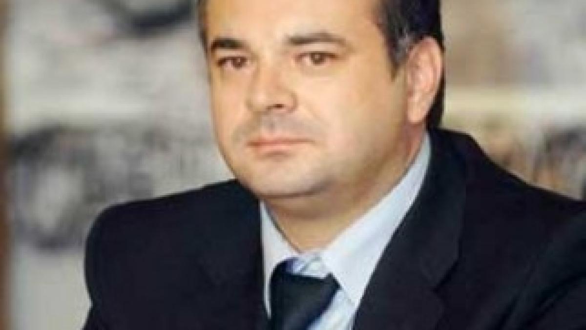 165344_9381243326105_william_branza