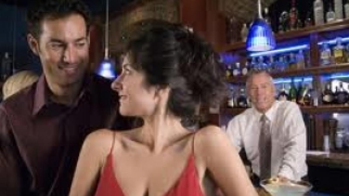 barbatii-care-flirteaza-mor-mai-repede