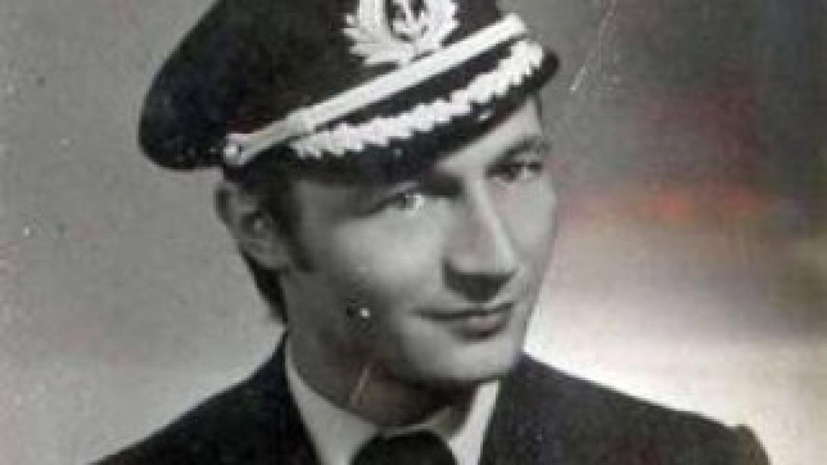 Basescu_tanar_marina