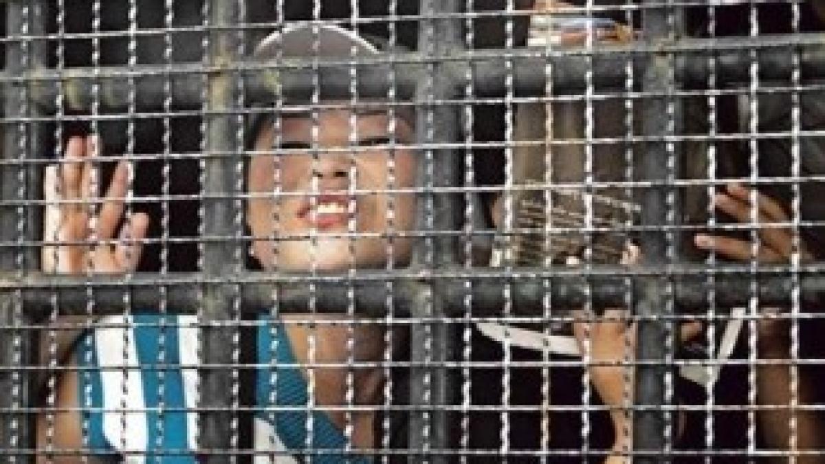 25W_KOREANS_wideweb__470x3170