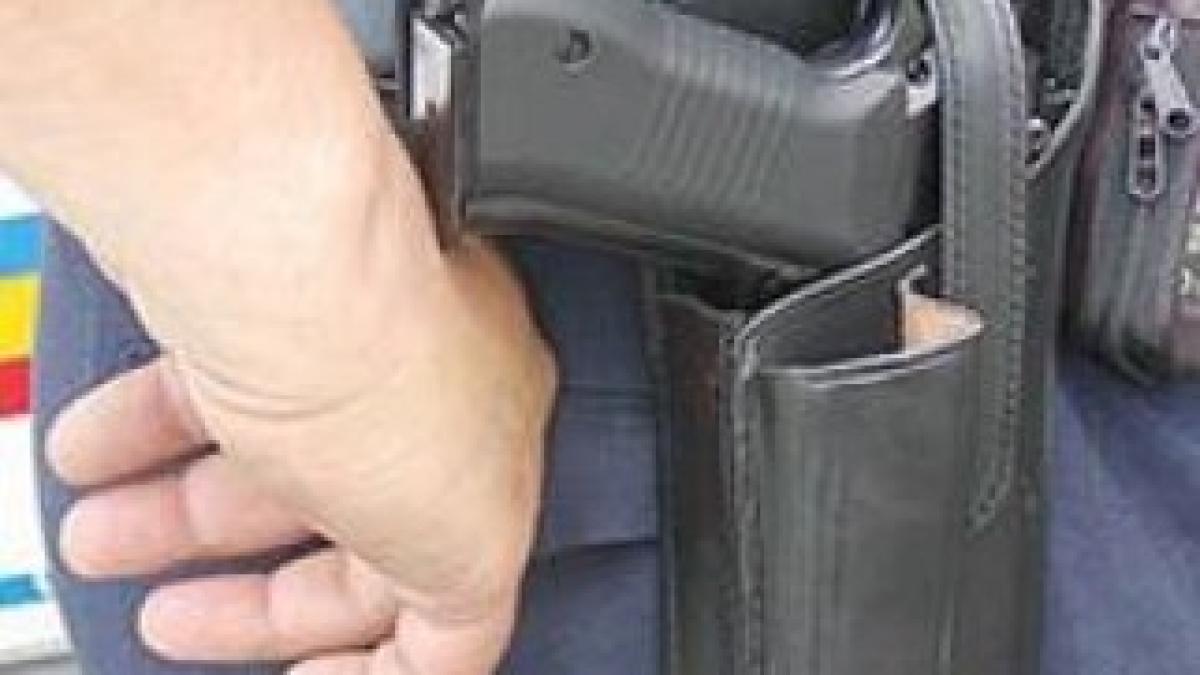 Un-politist-din-Buzau-s-a-sinucis-cu-arma-din-dotare