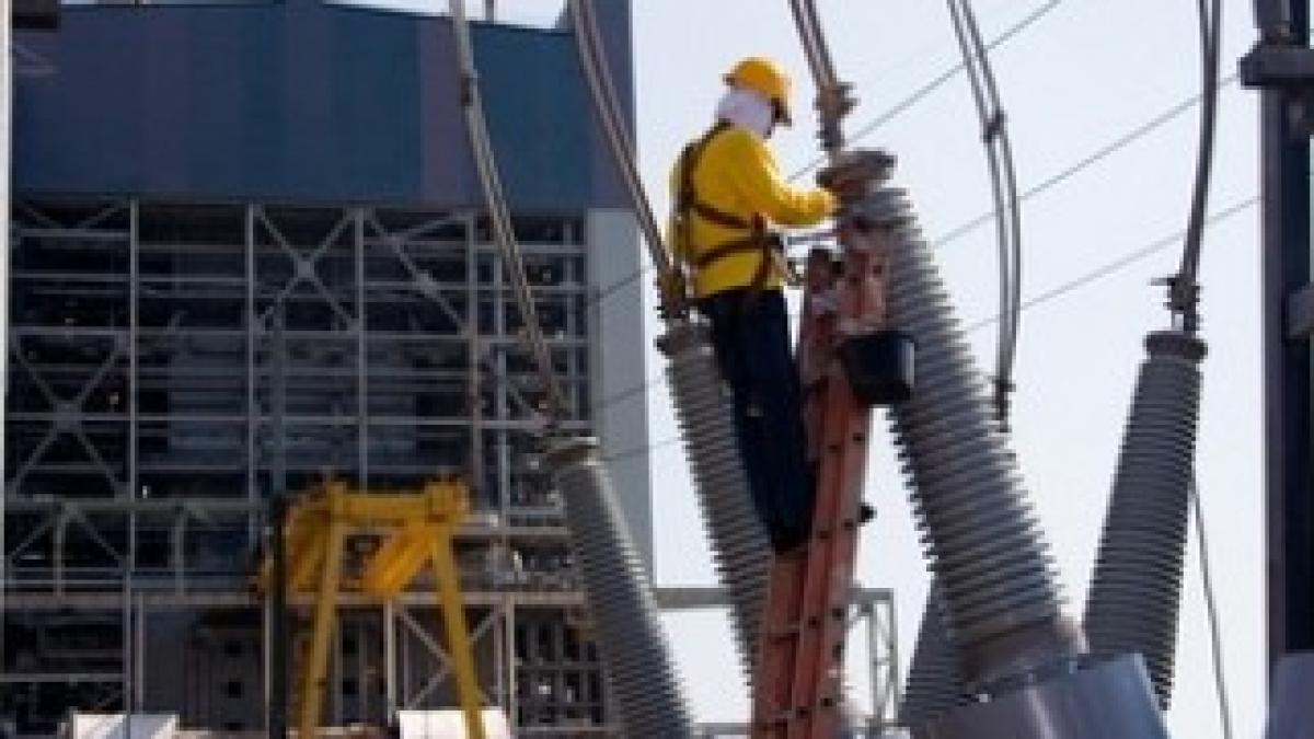 electricitate-angajat