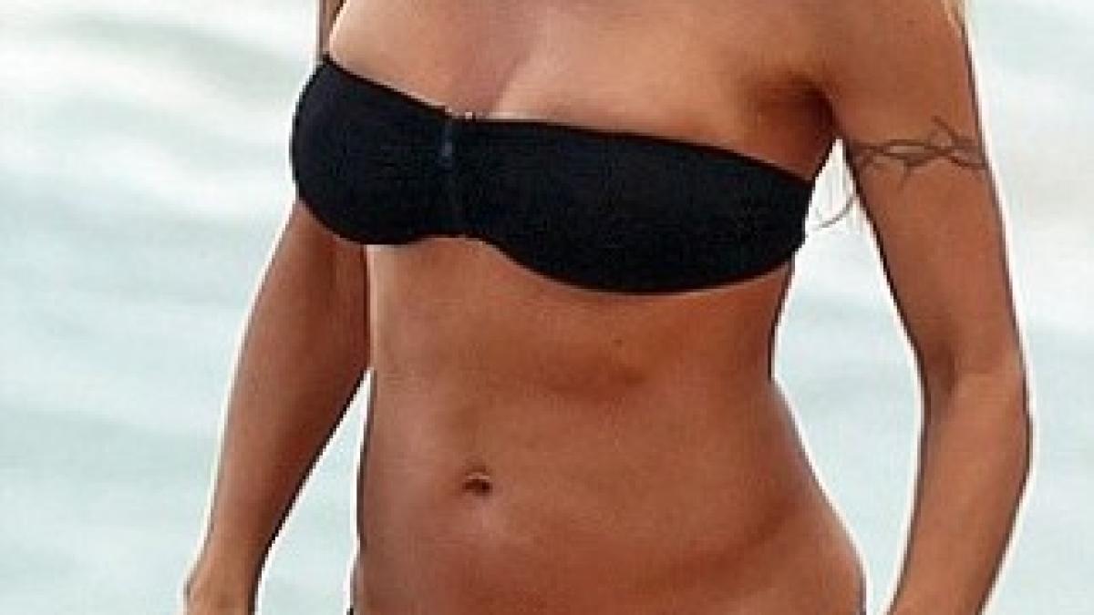 article-0-0F36D08D00000578-606_306x549