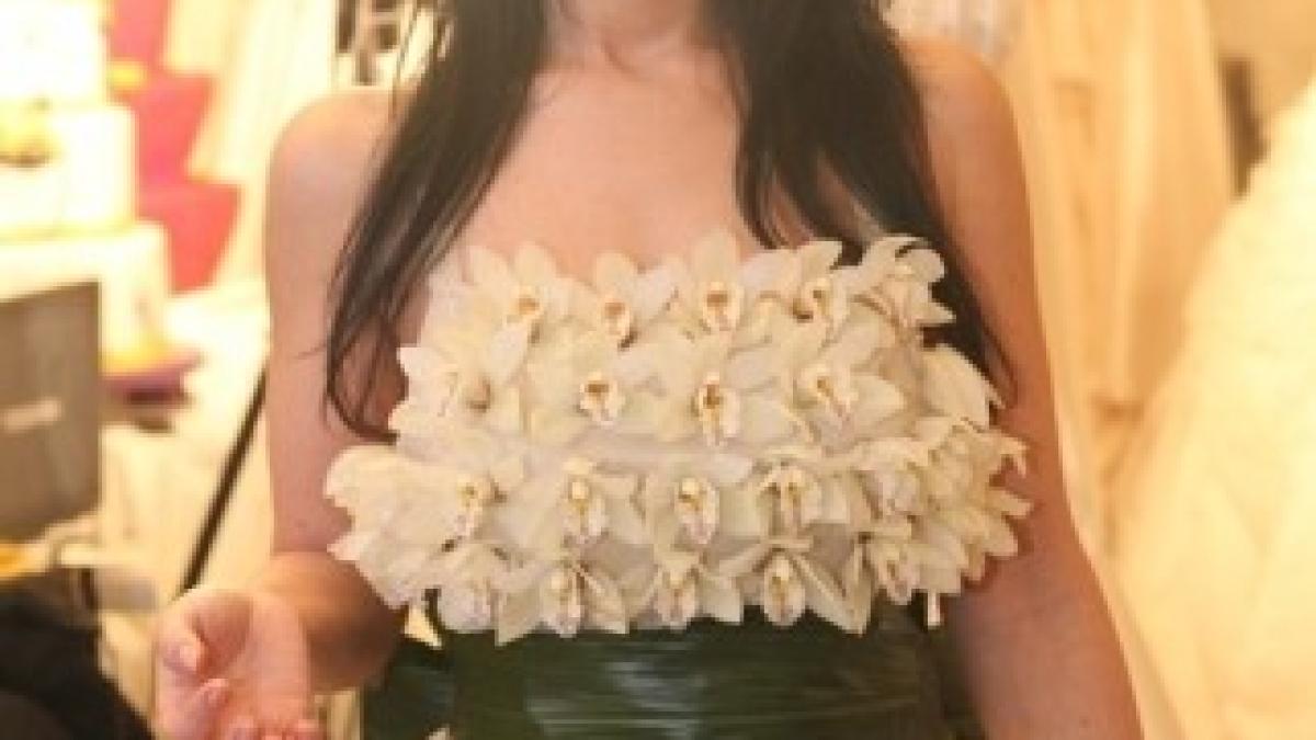 rochie-de-mireasa-de-flori-10