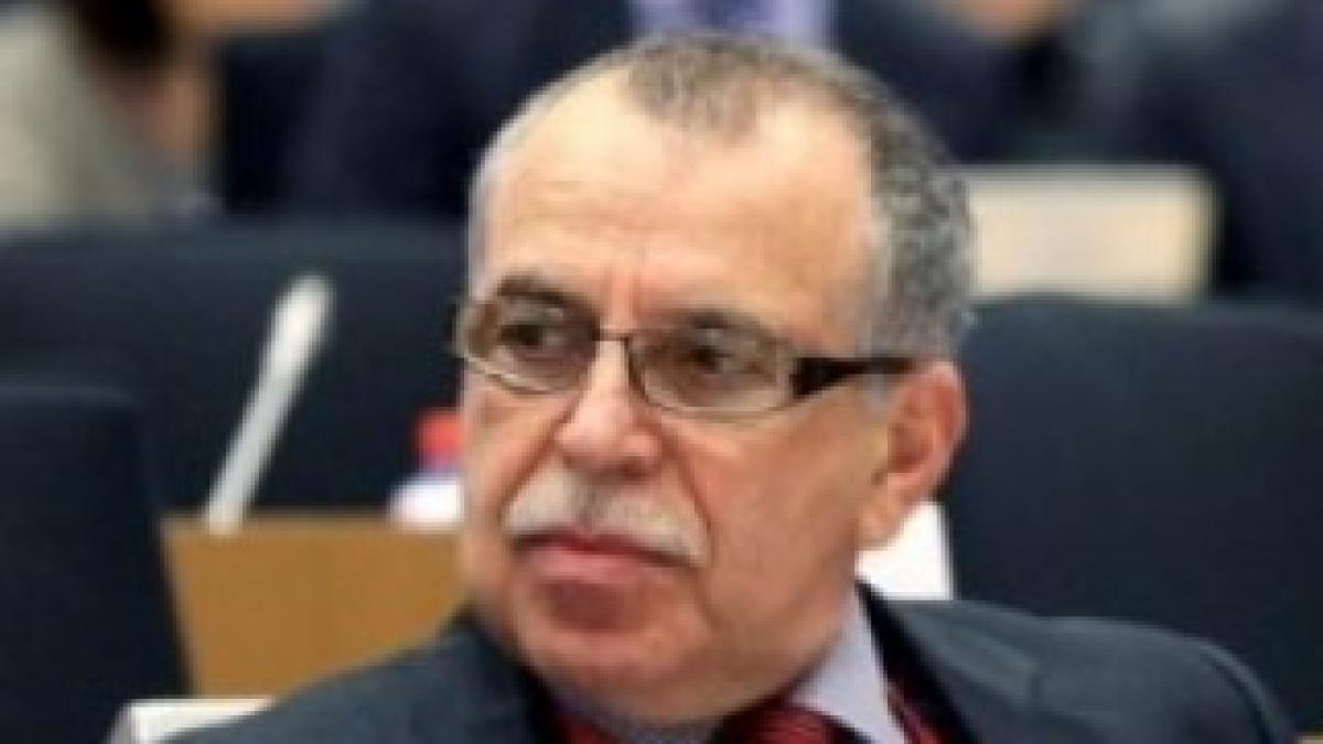 victor-bostinaru-1-240x310