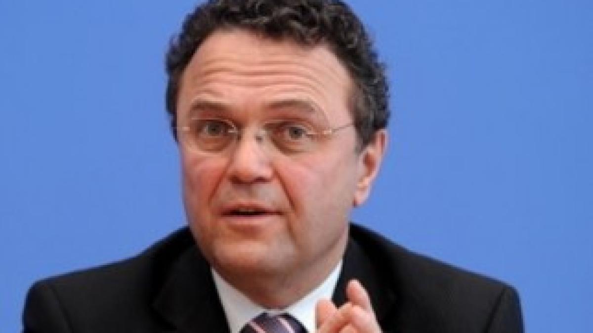 243048761-bundesinnenminister-hans-peter-friedrich.8