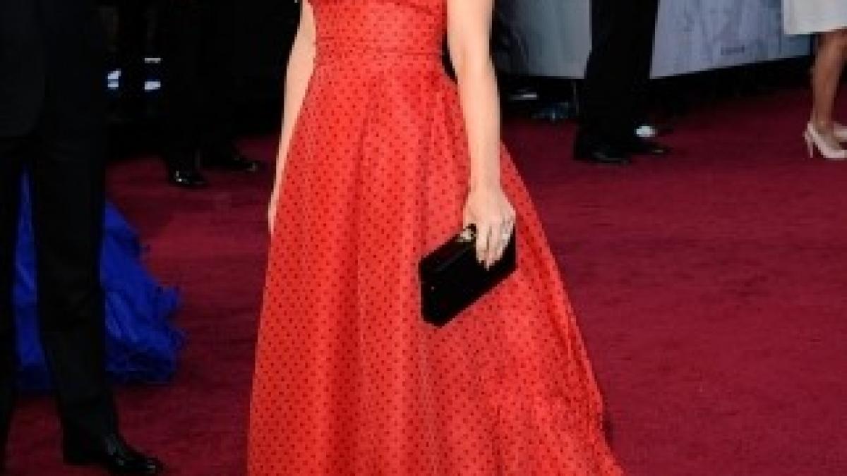 natalie-portman-oscars2012