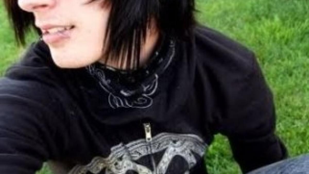 matty-murder-emo-boy