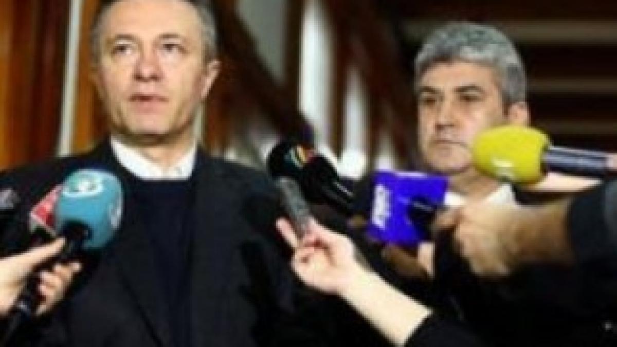 cristian_diaconescu_si_gabriel_oprea_31191100