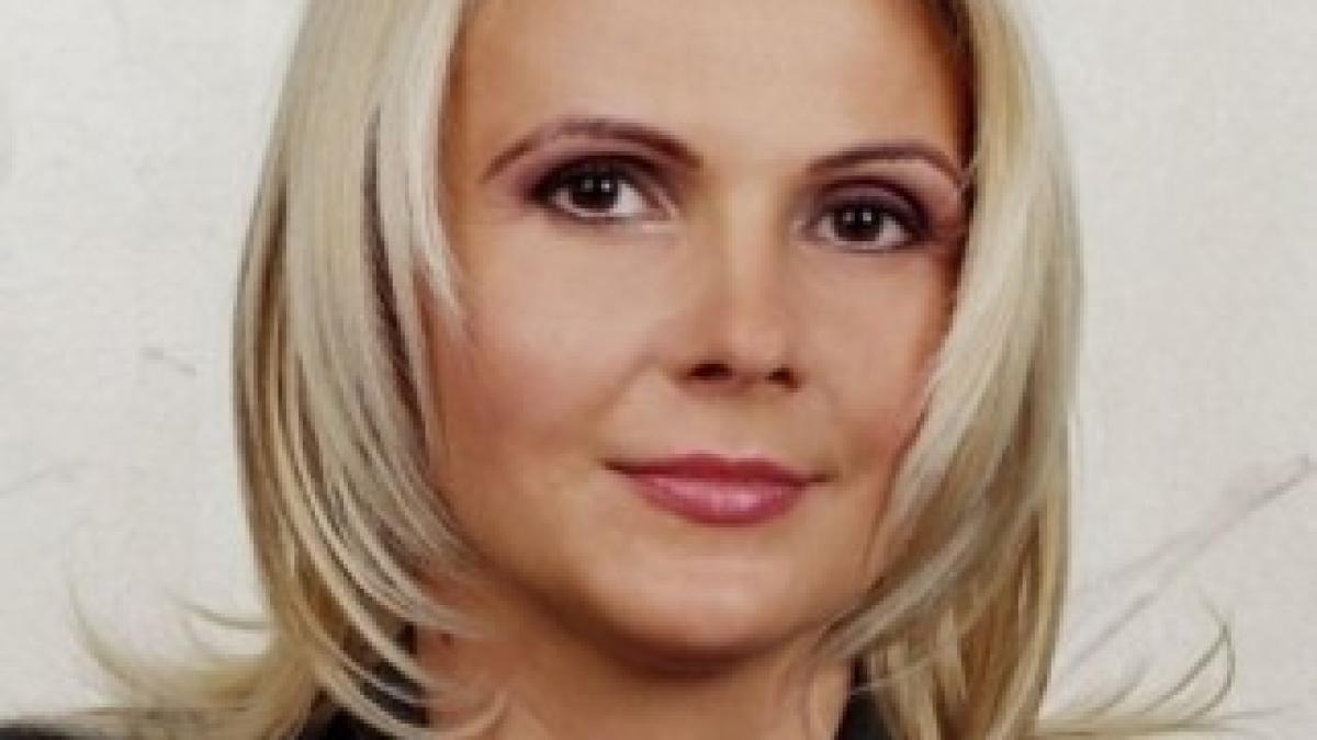 claudia-boghicevici-sustinuta-de-gheorghe-falca-a-ajuns-in-parlament-cu-vointa-divina-130240