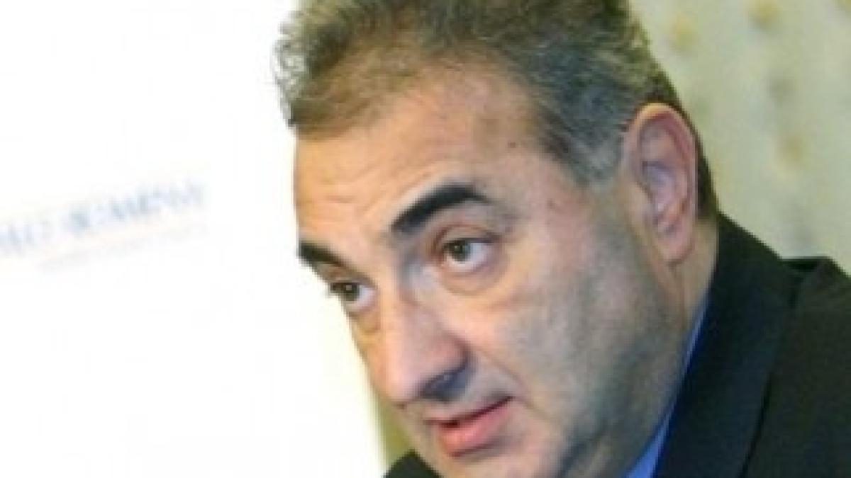 1112080833_prim-viceguvernator_florin-georgescu-bnr