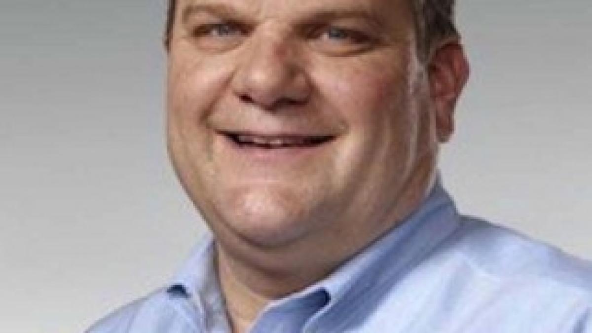 apple-exec-bob-mansfield