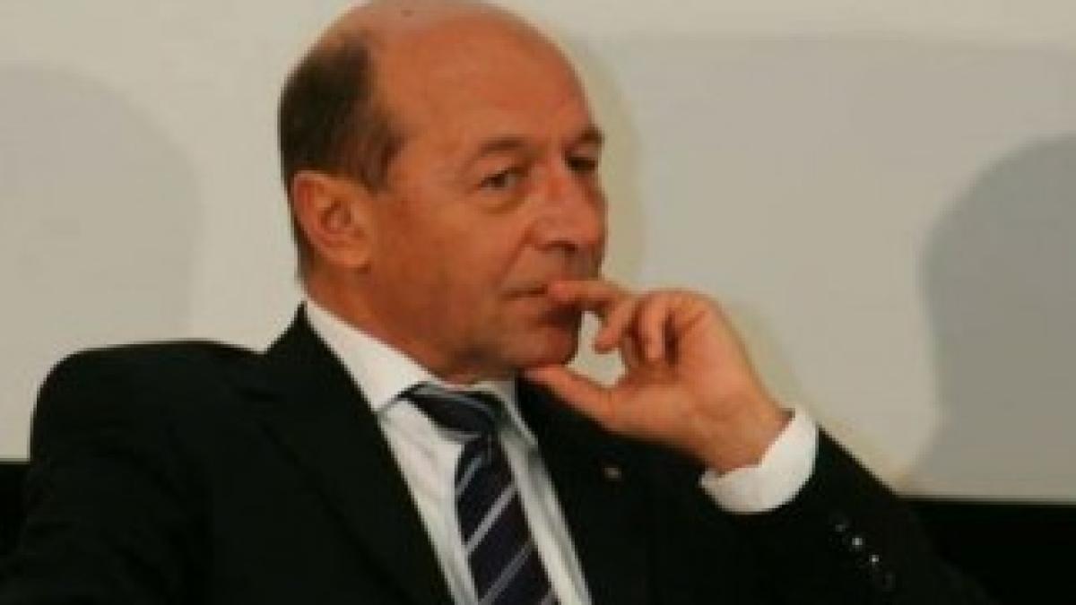 basescu-suparat-2