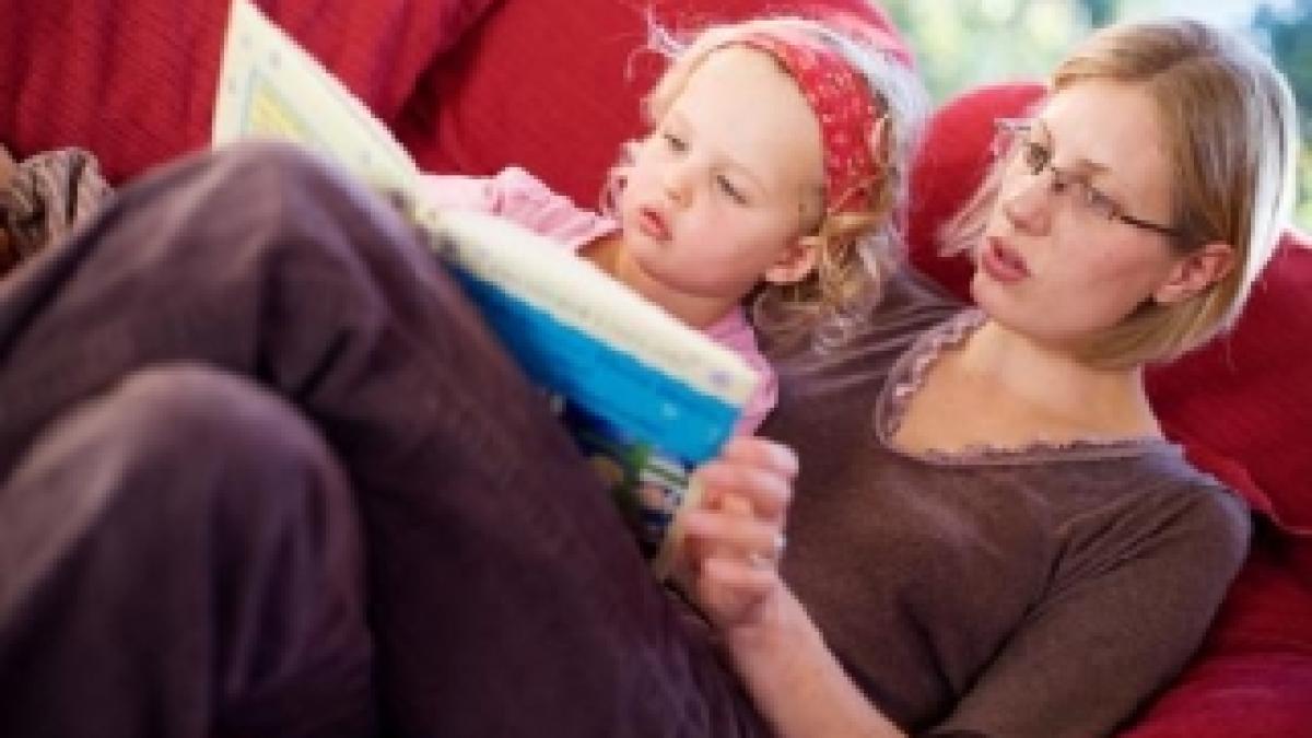 mama-si-copil-citind