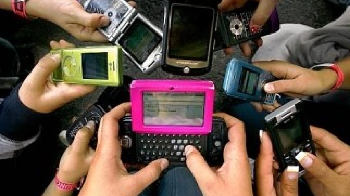 Lifelince-Cell-Phones