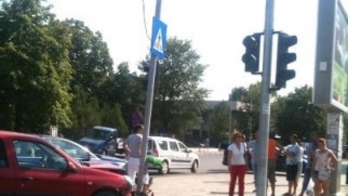 559239_454352277938054_1426466405_n