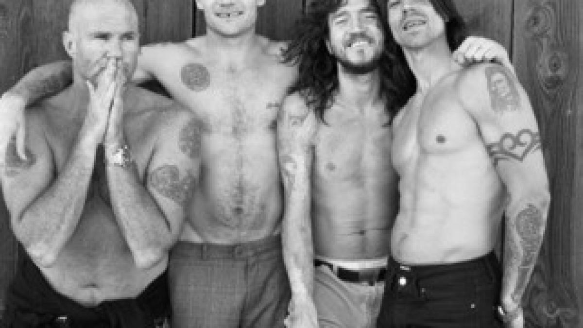 Red+Hot+Chili+Peppers1