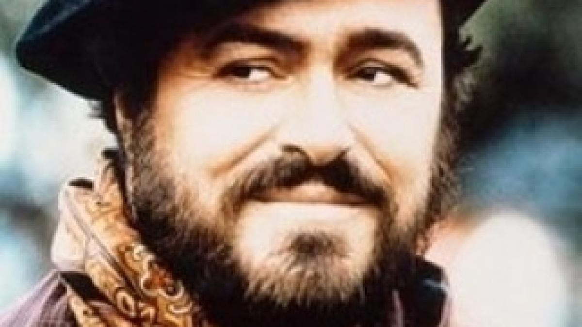luciano-pavarotti_66225358