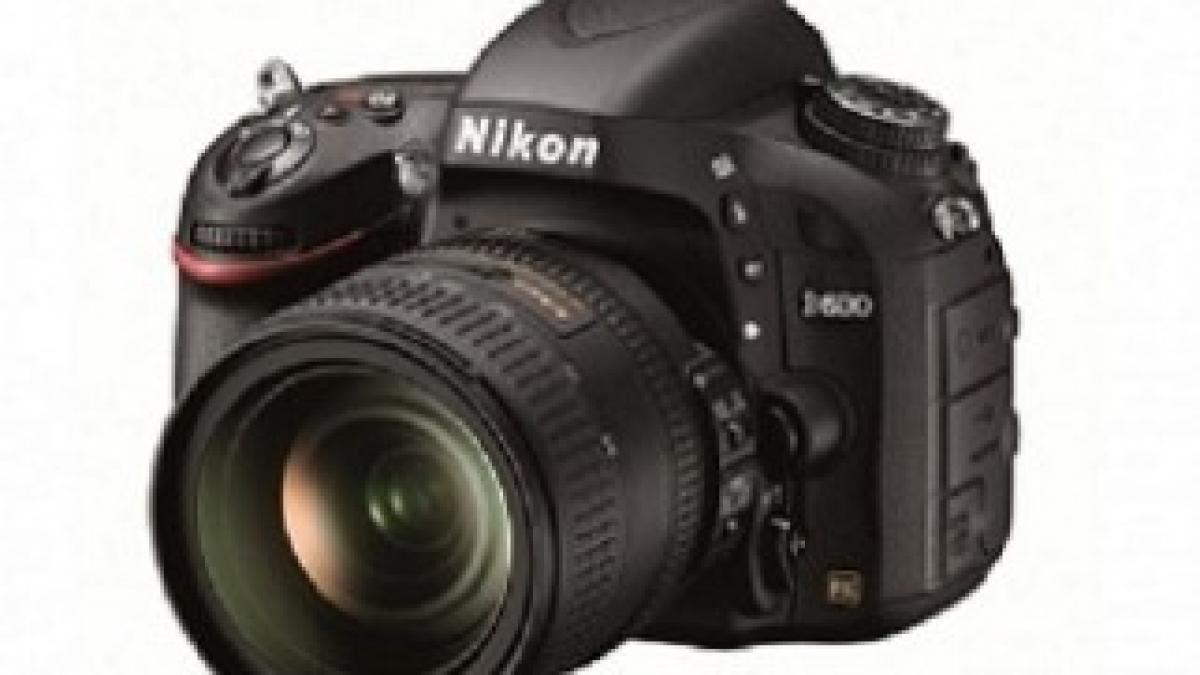 Nikon-D600-580x435