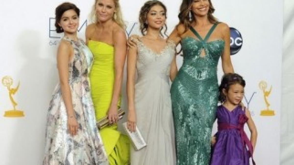 modern-family-03318324-8col