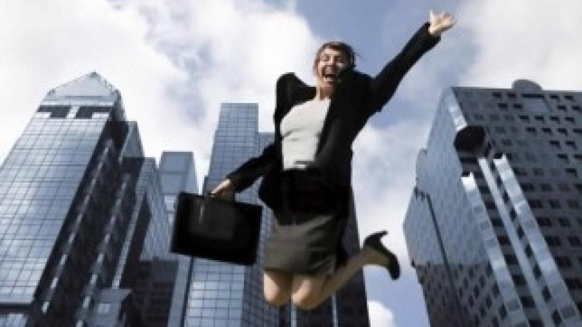 398827-healthy_and_happy_employee